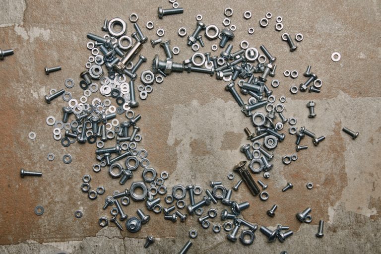 Badaj Świeżych Perspektyw w Poszukiwaniu Produkcji CNC: Sztuka Pecyzyjnego Toczenia Technologicznego